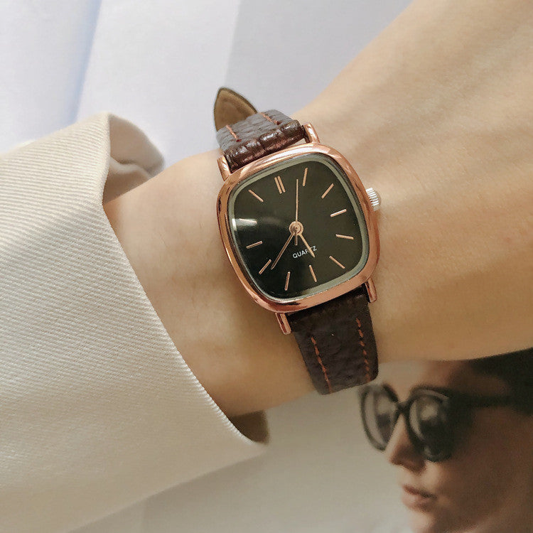 Simple Personality Men's Watch And Women's Quartz Watch Set